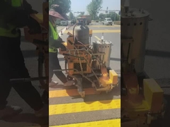 θερμοπλαστική εξογκωμένη μηχανή σήμανσης οδικών γραμμών με λωρίδες