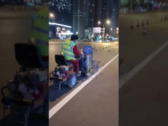 Μηχανή σήμανσης δρόμου με δύο εξαρτήματα χωρίς αέρα